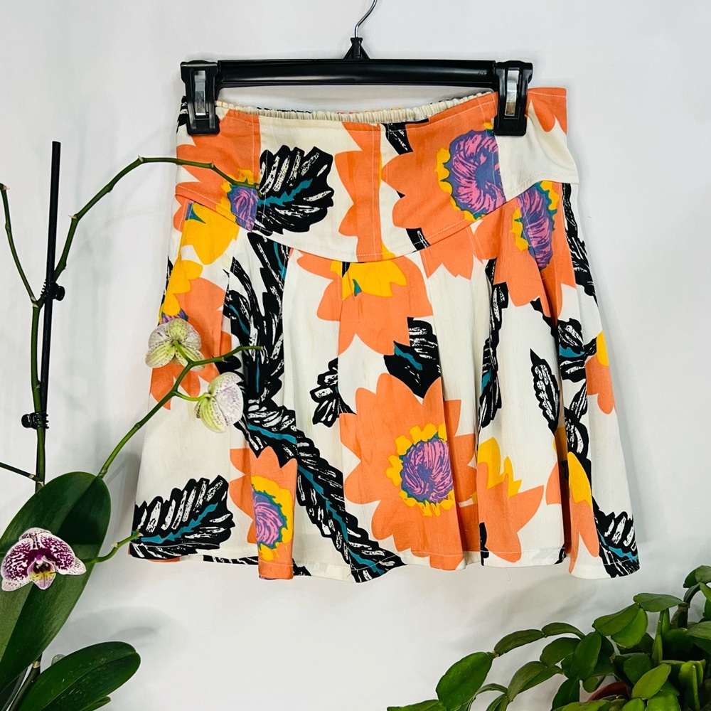 Free People • Peach Floral Smoked Mini Skirt • XS